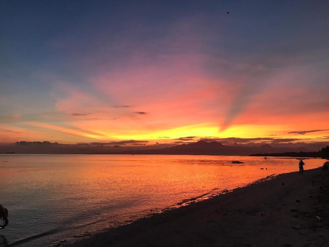 Charisma Beach Resort Siquijor Dış mekan fotoğraf