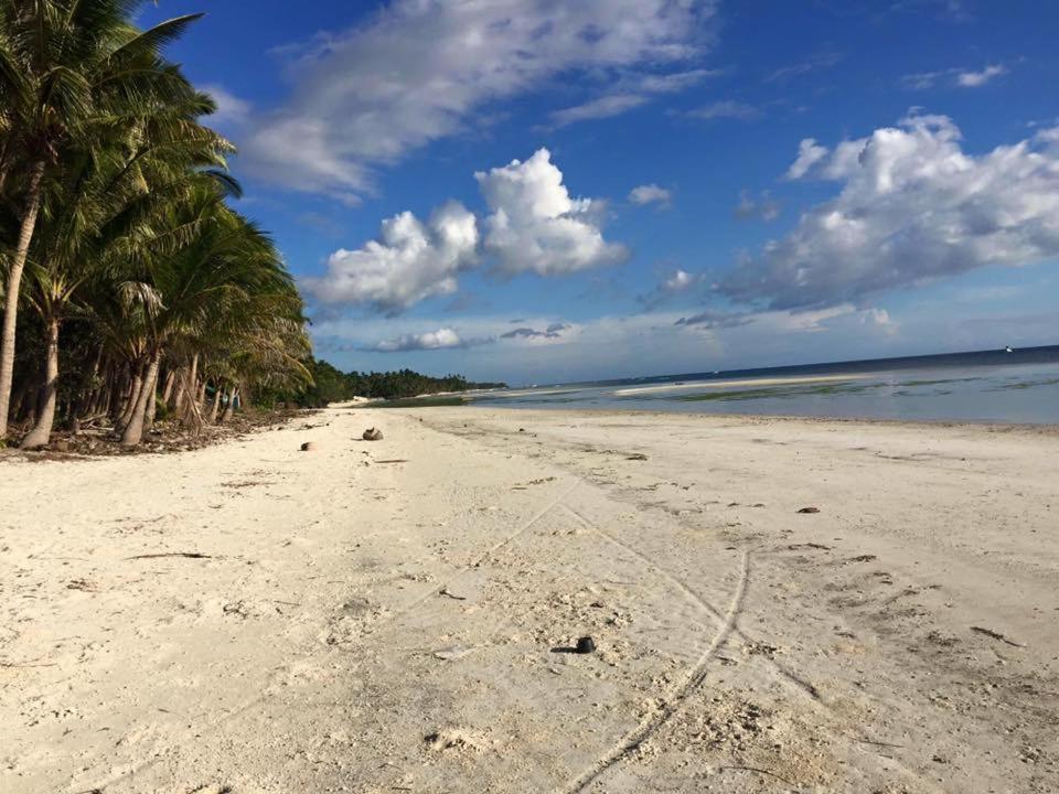 Charisma Beach Resort Siquijor Dış mekan fotoğraf